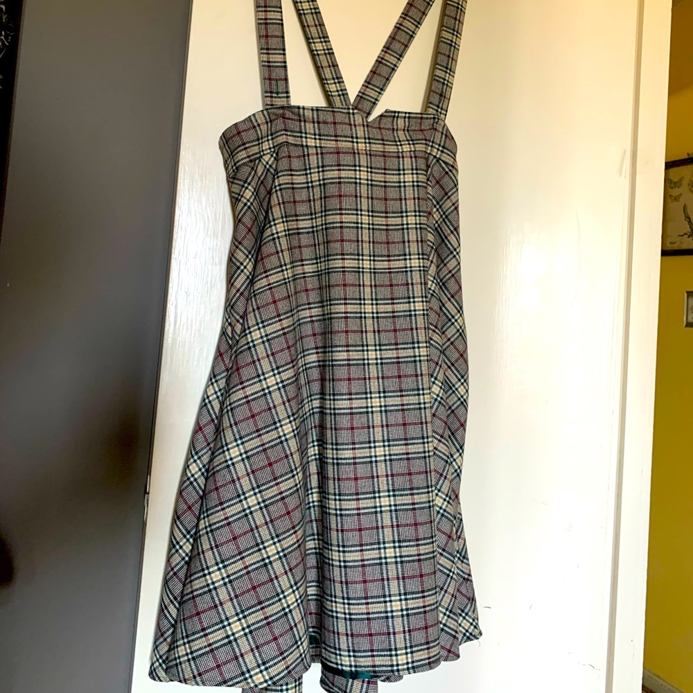 Beautiful plaid skirt with adjustable suspenders